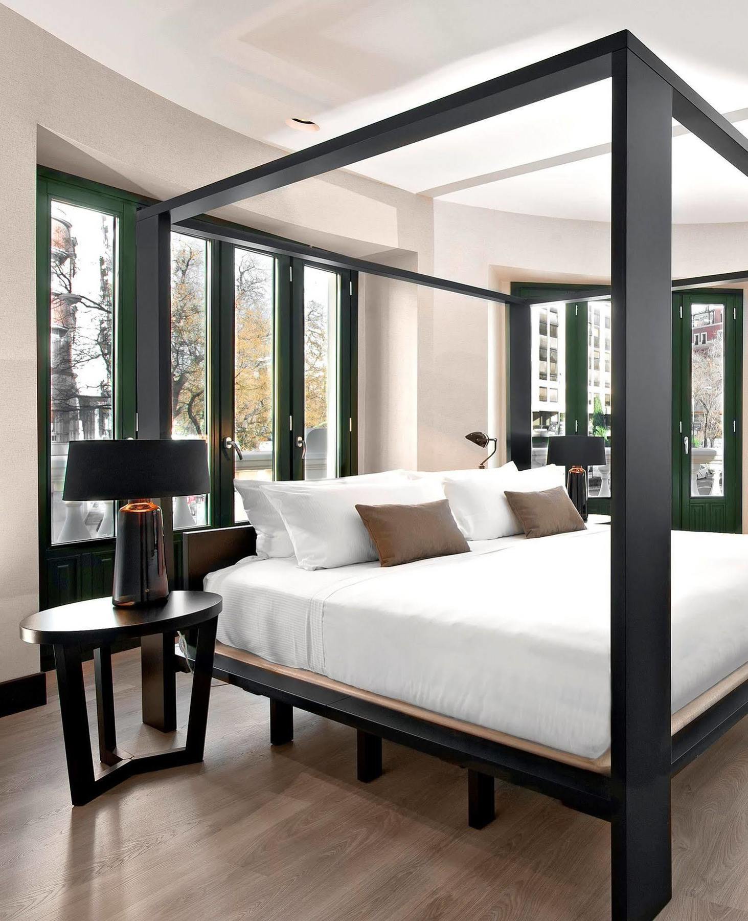 One Shot Luchana Madrid Ngoại thất bức ảnh